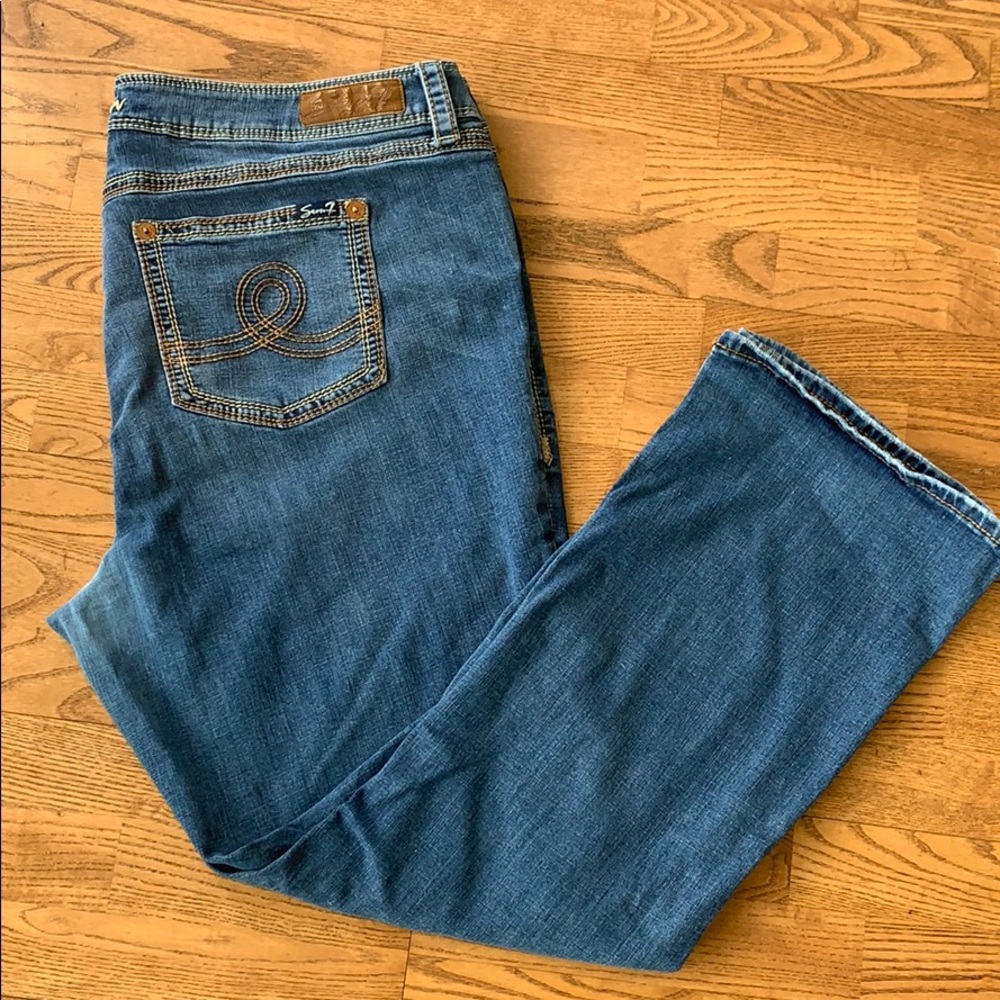 Women’s 24W Boot Cut  Seven7 Jeans